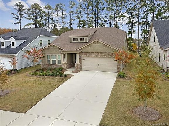 3rd image of 14911 Batteliere Dr
