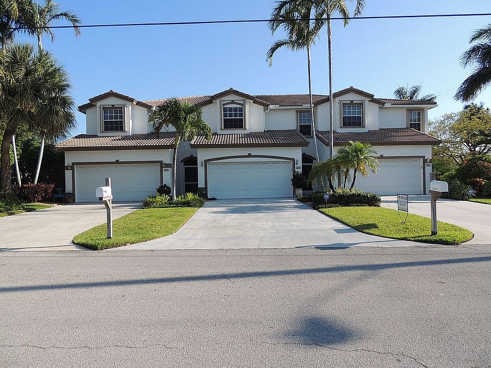 1st image of 885 Dogwood Dr