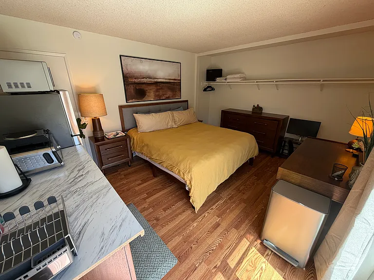 13001 Standish Dr — Photo 2