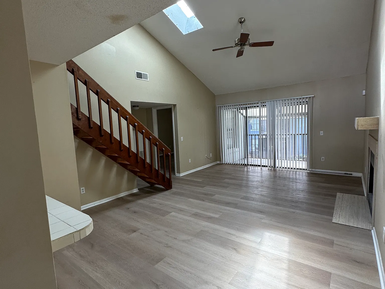 2 bed, 1147 sqft, $1,650 — Photo 4