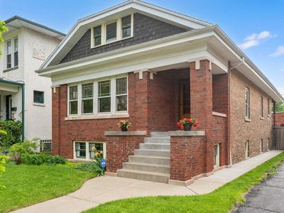 5050 N Bernard St, Chicago, IL, 60625