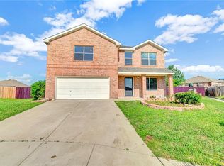 8107 Young Ct, Arlington, TX 76002