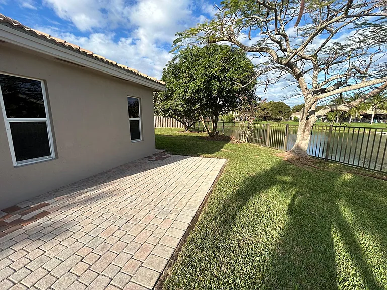 20929 SW 90th Pl — Photo 19