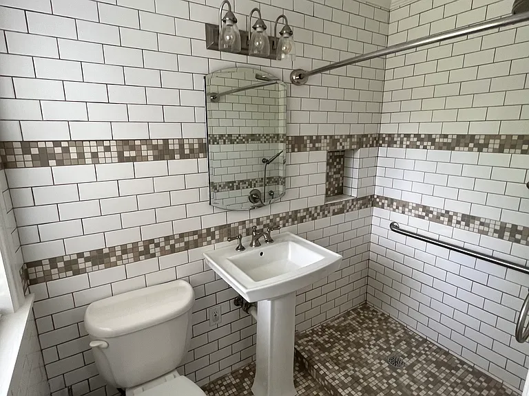 1306 Spencer Ave — Photo 21