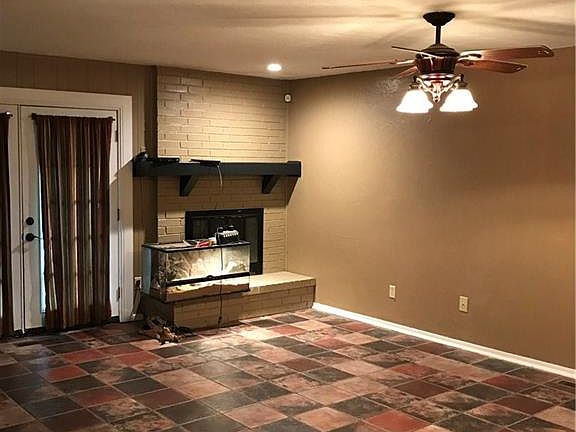 3rd image of 148 Maindale Dr