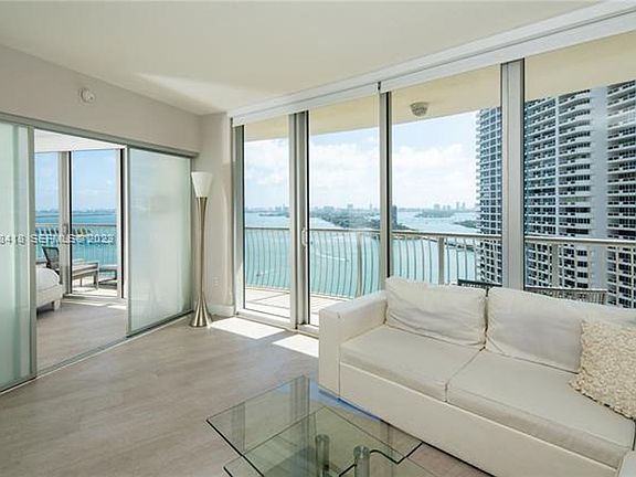 2nd image of 1750 N Bayshore Dr APT 2602