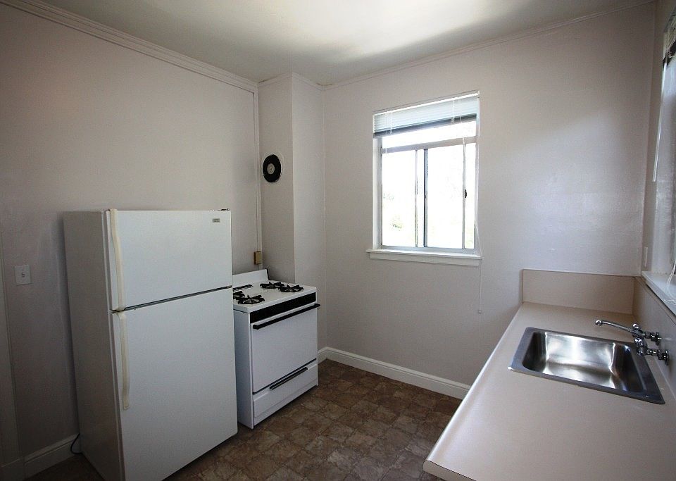 1st image of 340 Portland Ave APT 12