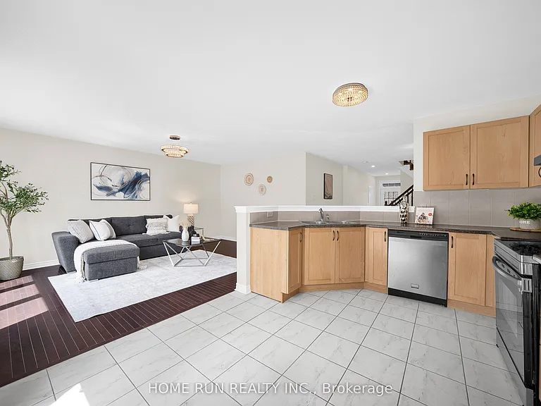 957 Messor Cres — Photo 14