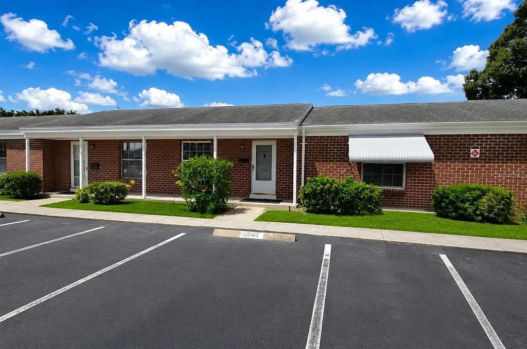 3 bed, 1.0 bath, 840 sqft, $1,650 — Photo 4