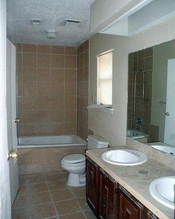 3rd image of 8671 Causeway Dr