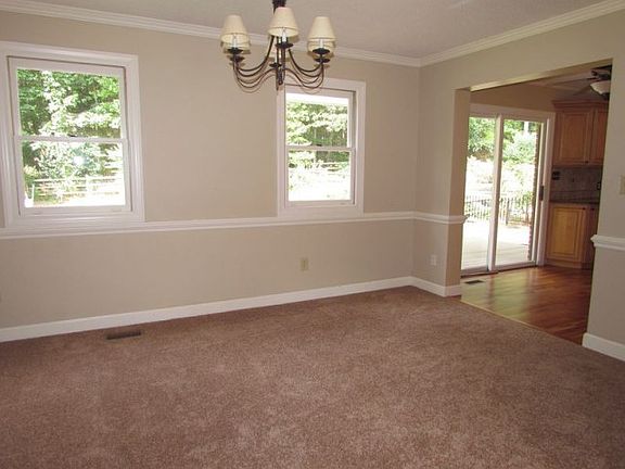 5th image of 3092 Quail Dr