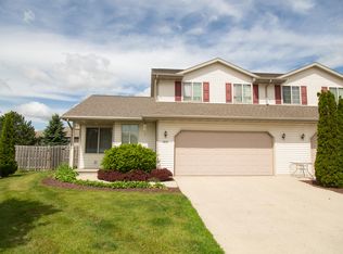 4610 Fox Grove Rd, Sheboygan, WI 53081