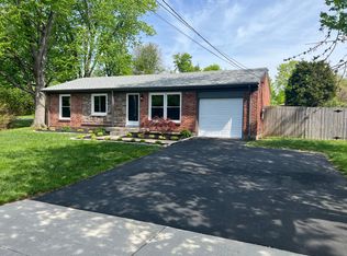 9301 Hudson Ln, Louisville, KY 40291