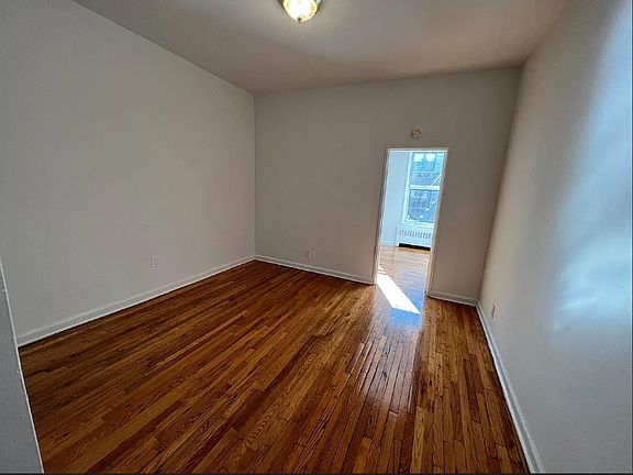 2nd image of 107 W 138th St APT 1D
