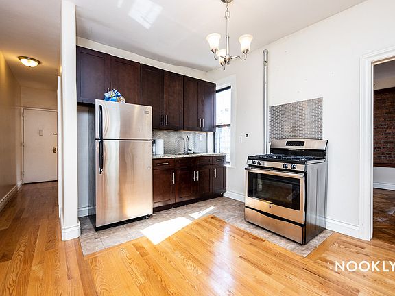 4th image of 107 Van Buren St #1B