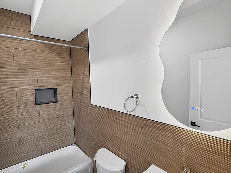 270 Hunterdon St #2 — Photo 4