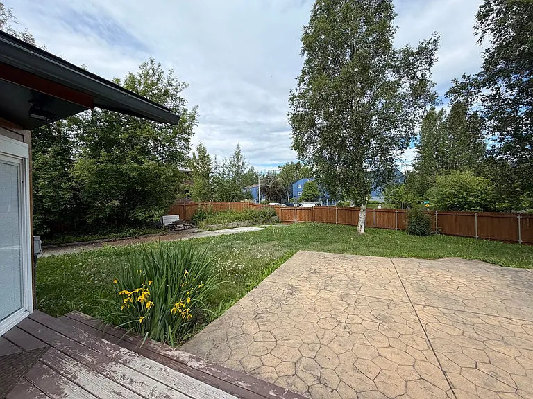 6237 E 21st Ave — Photo 21