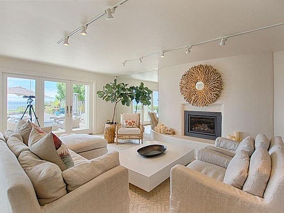 4th image of 4440 Opal Cliff Dr