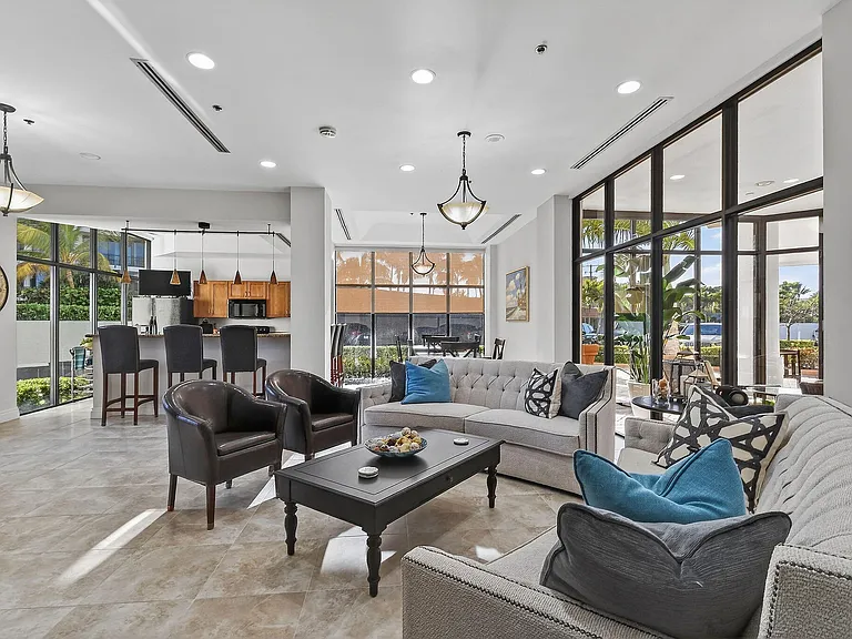 600 Ocean Dr #6002C — Photo 24