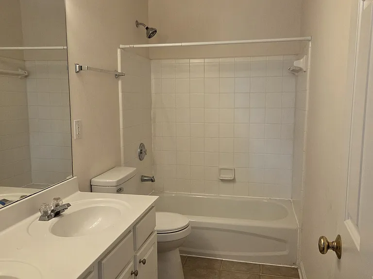 8155 Cavendish Pl — Photo 24