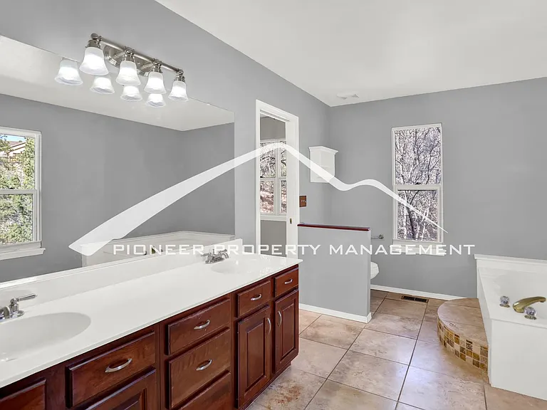 7530 Delmonico Dr — Photo 18