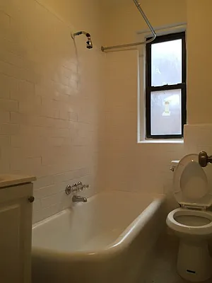 Rented by Olympic Property Management | media 12