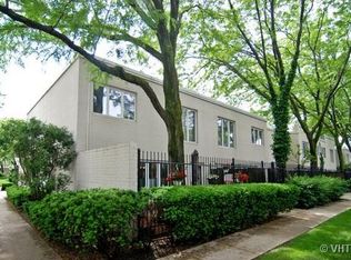 1054 S Plymouth Ct #412, Chicago, IL 60605