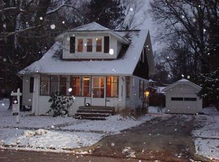 1714 Dover Rd, Kalamazoo, MI 49008