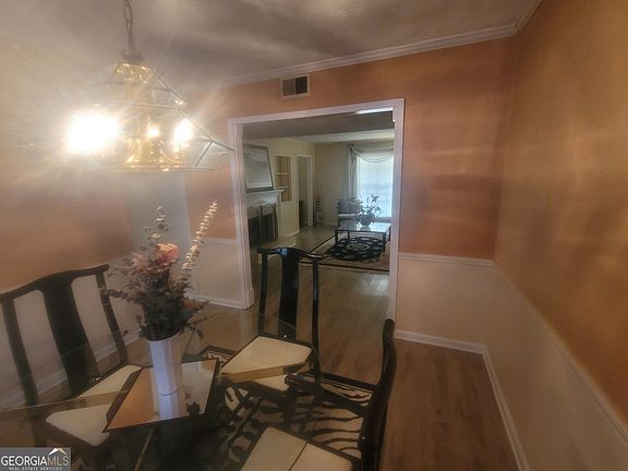 4th image of 3825 Lavista Rd APT T1
