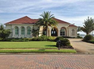 719 Plantation Isle Blvd, Biloxi, MS 39532