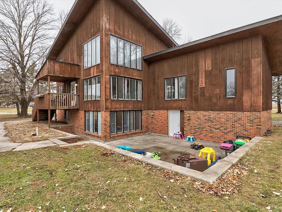 600 Park Ave, Ellsworth, IA 50075 MLS 61561 Zillow