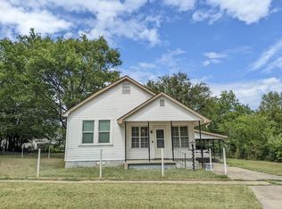 908 E Edison St, Independence, KS 67301