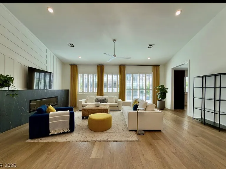 1524 Breeze Canyon Dr — Photo 3