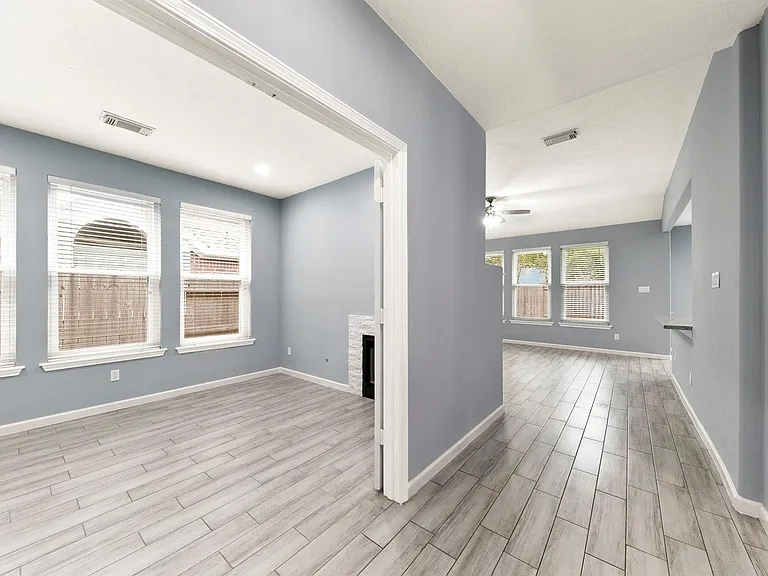 5707 Overton Park Dr — Photo 5