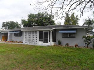 903 Juno Dr, Lehigh Acres, FL 33936