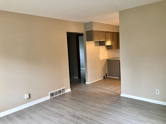 3rd image of 1189 Arnold Ave