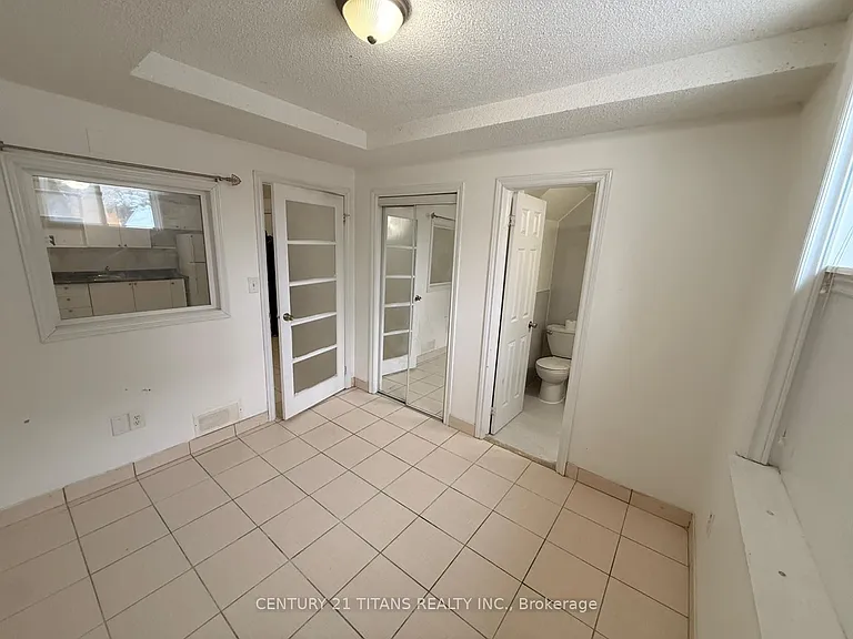 4459 Lawrence Ave E #1A — Photo 5