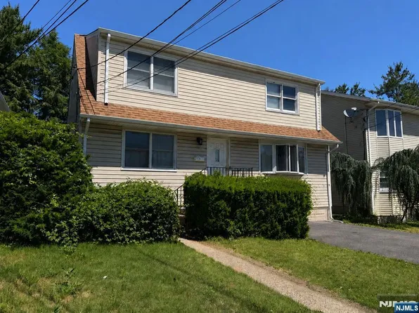 45 Elm St, East Rutherford, NJ 07073