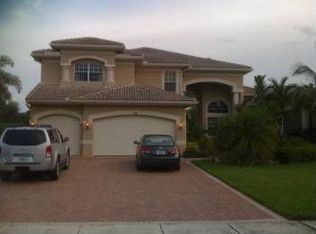 11018 Garden Ridge Ct, Davie, FL 33328
