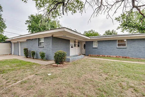 2641 SW 57th St Photo 1