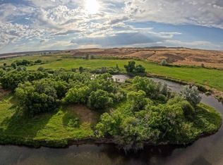 1520 Highway 31, Hyattville, WY 82428