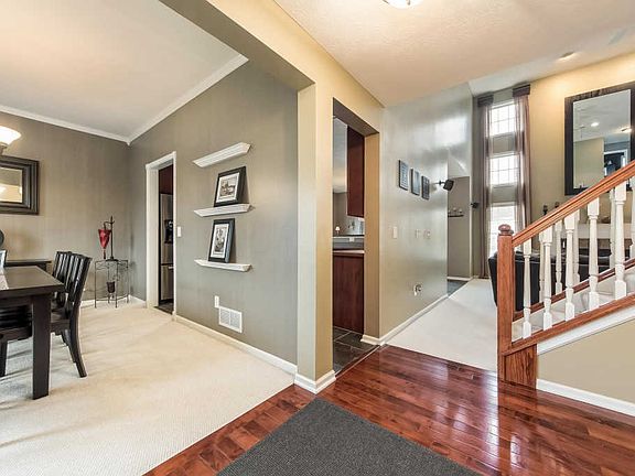 2nd image of 7247 Lavender Ln