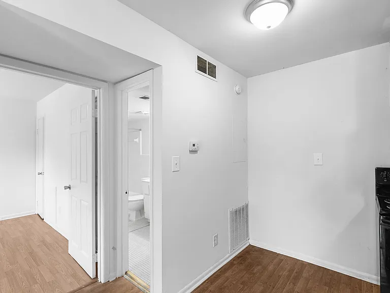 Fox Hall — Photo 19