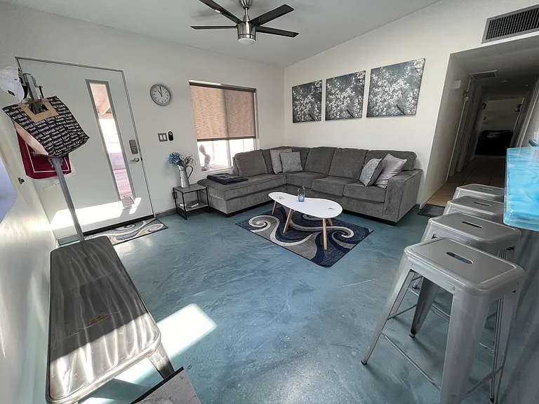 1031 N 78th Pl — Photo 47
