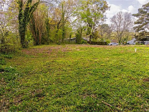 2nd image of 2132 Larchwood Rd SW #43