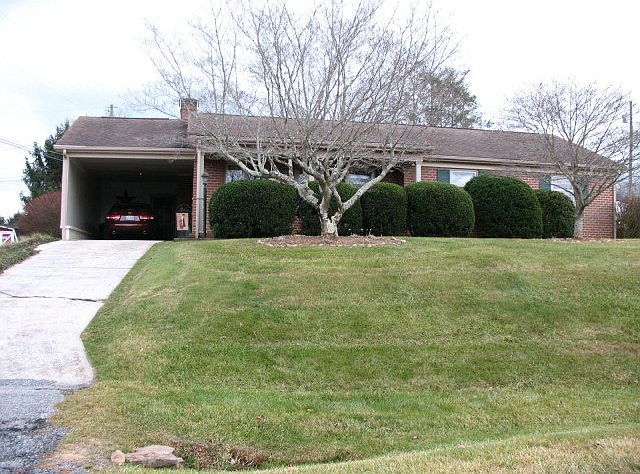 1st image of 113 Prospect Ave