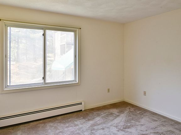 2nd image of 200 Colonial Dr Unit 207