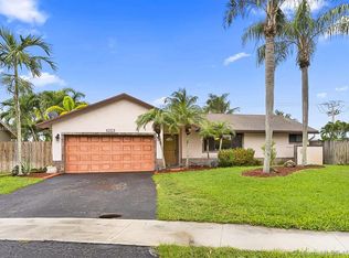 4701 SW 57th Ter, Davie, FL 33314