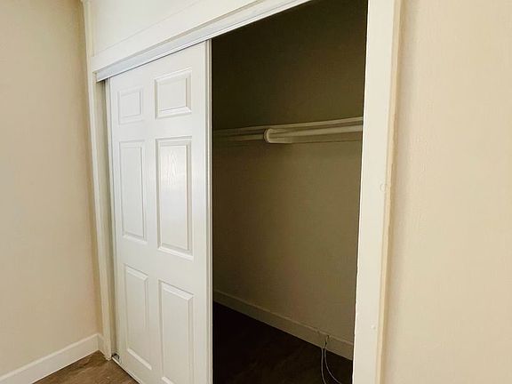 4th image of 14145 Mulberry Dr APT L