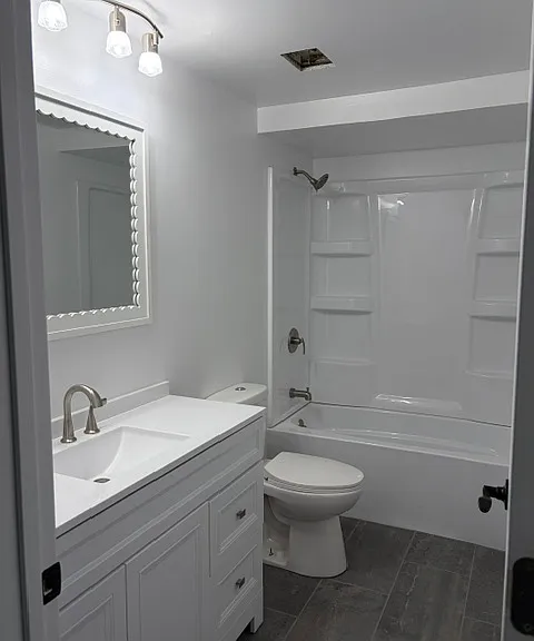 14827 S Penn Rd #101 — Photo 6